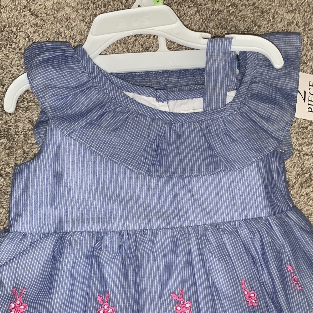 Dress - Picture 3 of 5